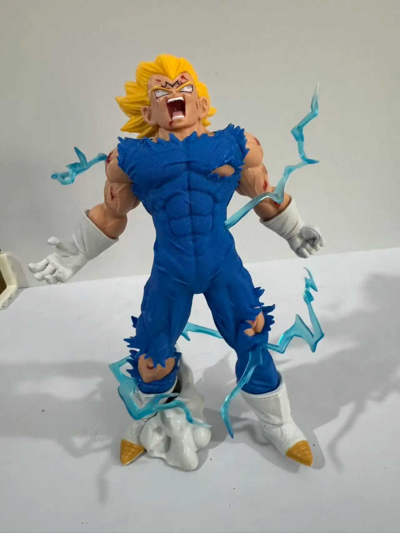 Figurine Majin Vegeta Dragon Ball Z, packaging du produit