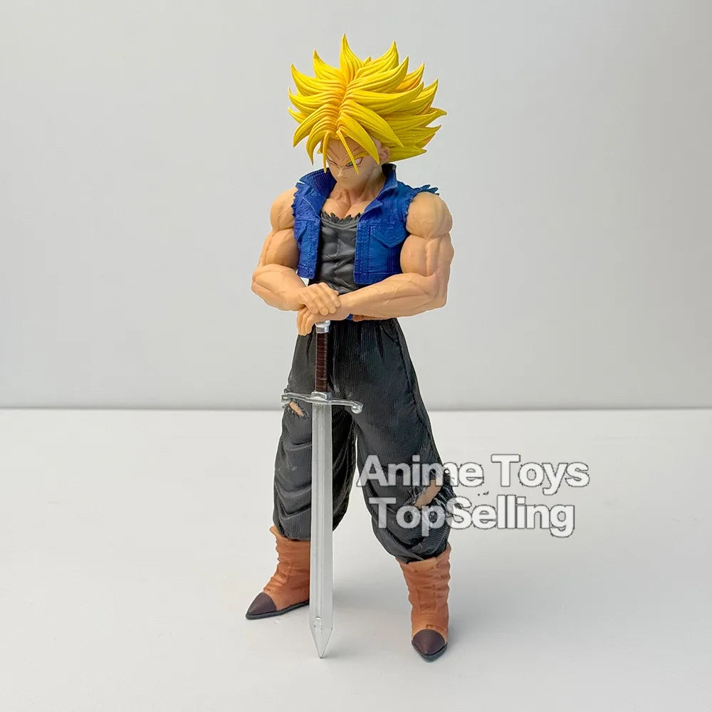 Figurine Dragon Ball Z Future Trunks 25cm, détail du visage et de la posture